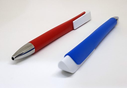 ปากกาพลาสติกทรงสามเหลี่ยม
